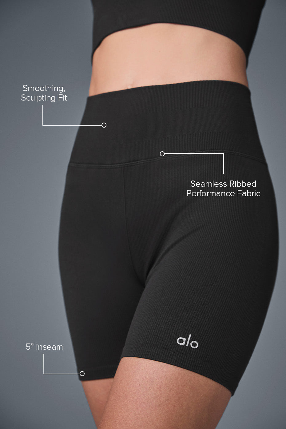 Short côtelé sans coutures préféré de 5 pouces