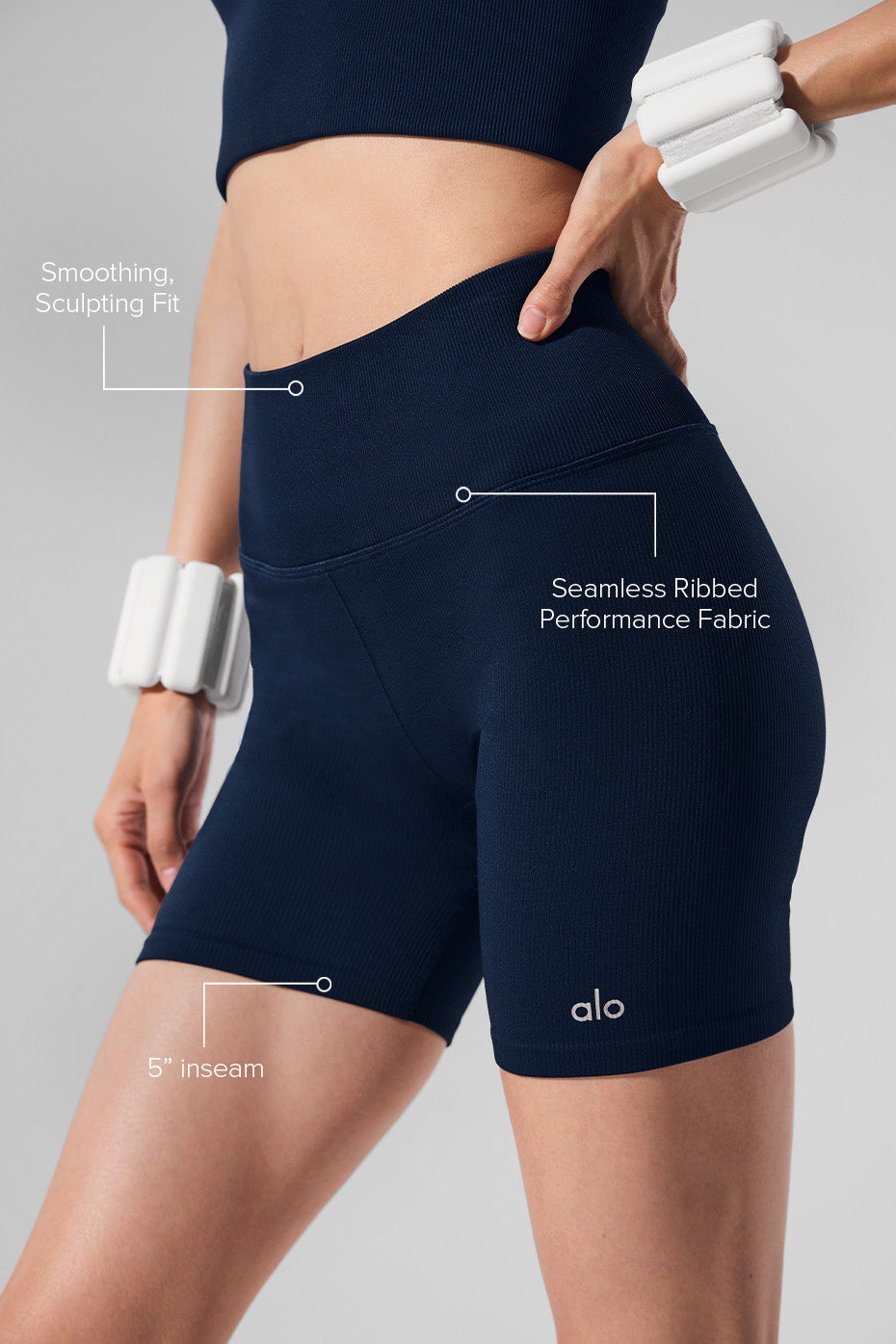 Short côtelé sans coutures préféré de 5 pouces