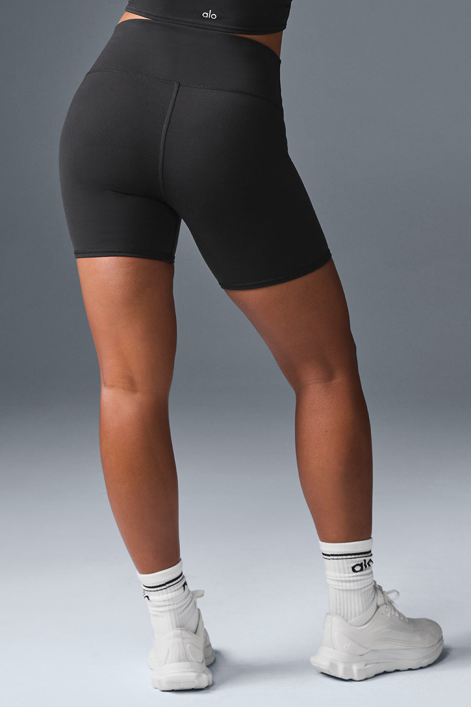 Short cycliste taille haute aérographe 5"